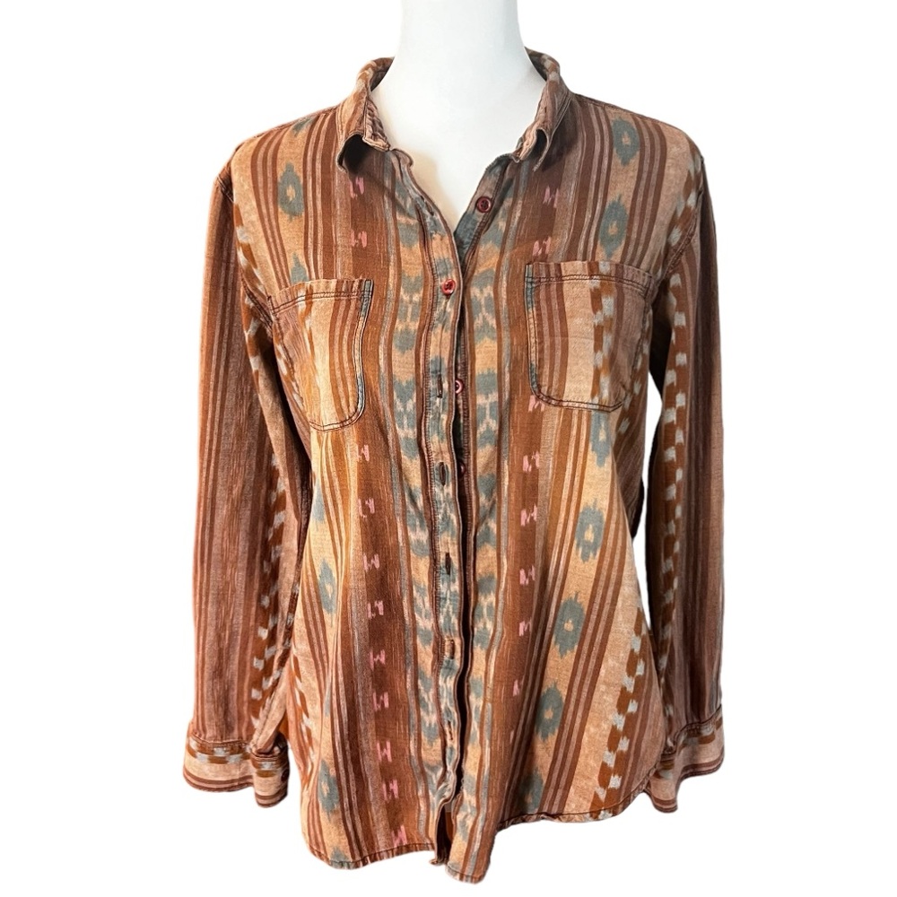 Women's Brown Patterned Button-Up Shirt